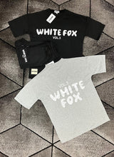 Load image into Gallery viewer, Tshirt