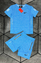 Load image into Gallery viewer, Tshirt