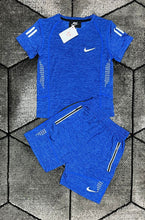 Load image into Gallery viewer, Tshirt