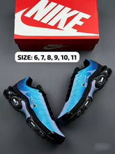 Load image into Gallery viewer, Shoes