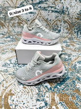 Load image into Gallery viewer, Shoes women