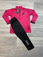 Load image into Gallery viewer, tracksuit girl