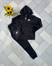 Load image into Gallery viewer, Tracksuit