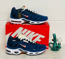 Load image into Gallery viewer, Shoes