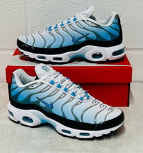 Load image into Gallery viewer, Shoes