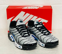 Load image into Gallery viewer, Shoes