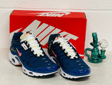 Load image into Gallery viewer, Shoes