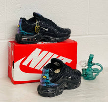 Load image into Gallery viewer, Shoes