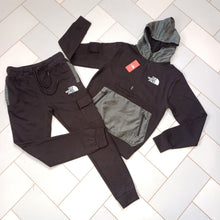 Load image into Gallery viewer, Tracksuit men
