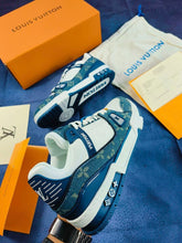Load image into Gallery viewer, Shoes