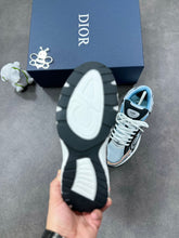 Load image into Gallery viewer, Shoes