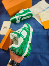 Load image into Gallery viewer, Shoes