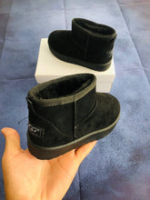 Load image into Gallery viewer, Shoes
