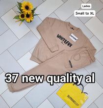 Load image into Gallery viewer, Tracksuit