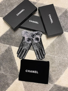 Glove