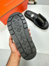 Load image into Gallery viewer, Slipper