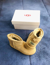 Load image into Gallery viewer, Shoes
