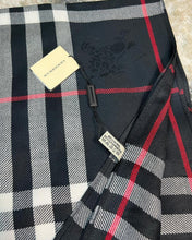 Load image into Gallery viewer, Scarf