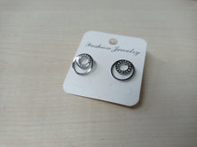 Load image into Gallery viewer, Earring
