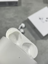 Load image into Gallery viewer, Earphone