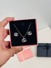 Load image into Gallery viewer, Earrings