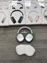 Load image into Gallery viewer, Headphone