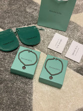 Load image into Gallery viewer, Necklace