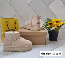 Load image into Gallery viewer, Shoes