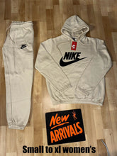 Load image into Gallery viewer, Tracksuit