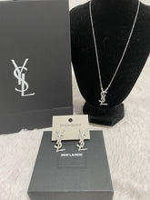 Load image into Gallery viewer, Necklace