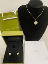 Load image into Gallery viewer, Necklace