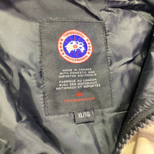 Load image into Gallery viewer, Jacket