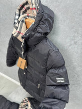 Load image into Gallery viewer, Jacket