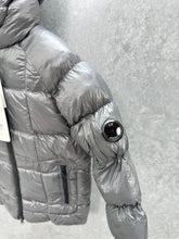 Load image into Gallery viewer, Jacket