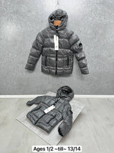 Load image into Gallery viewer, Jacket