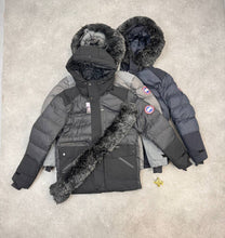 Load image into Gallery viewer, Jacket