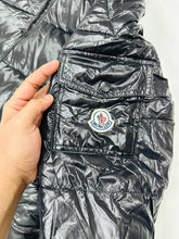 Load image into Gallery viewer, Jacket