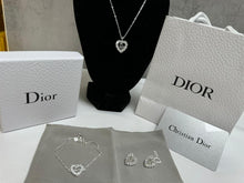Load image into Gallery viewer, Necklace