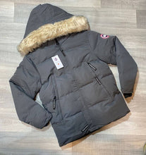 Load image into Gallery viewer, Jacket