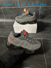 Load image into Gallery viewer, Shoes