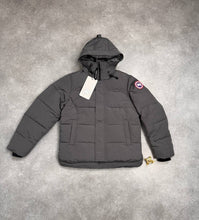 Load image into Gallery viewer, Jacket
