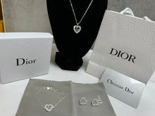 Load image into Gallery viewer, Necklace