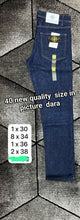 Load image into Gallery viewer, Jeans