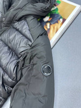 Load image into Gallery viewer, Jacket