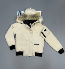 Load image into Gallery viewer, Jacket