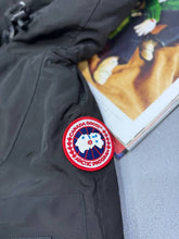 Load image into Gallery viewer, Jacket
