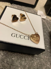 Load image into Gallery viewer, Necklace