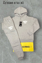 Load image into Gallery viewer, Tracksuit