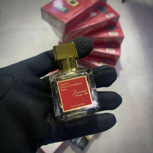 Load image into Gallery viewer, Perfume
