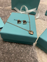 Load image into Gallery viewer, Necklace